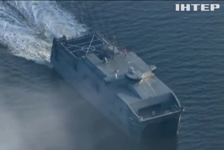 До Чорного моря прямує десантний корабель США USNS Yuma