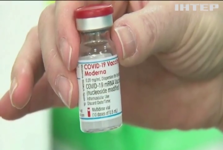 У вакцин Pfizer і Moderna виявили нові побічні ефекти