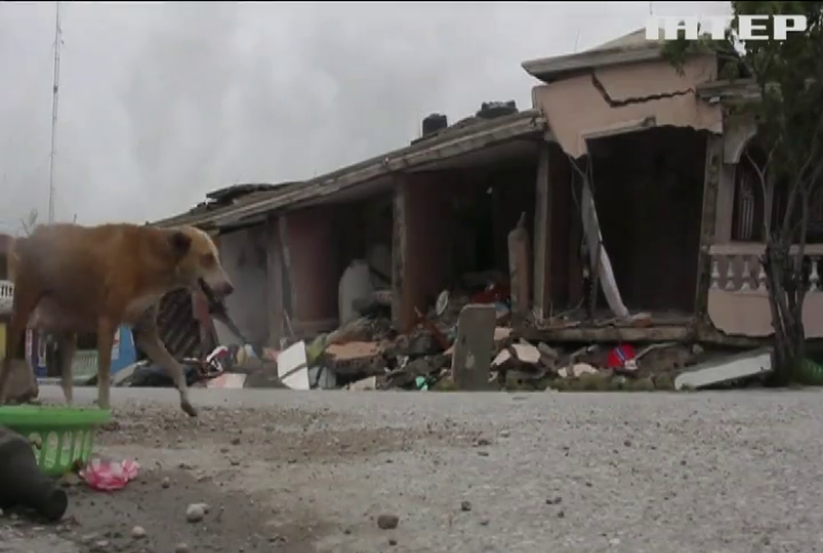 Землетрус на Гаїті: рятувальники і далі шукають уцілілих і тіла загиблих