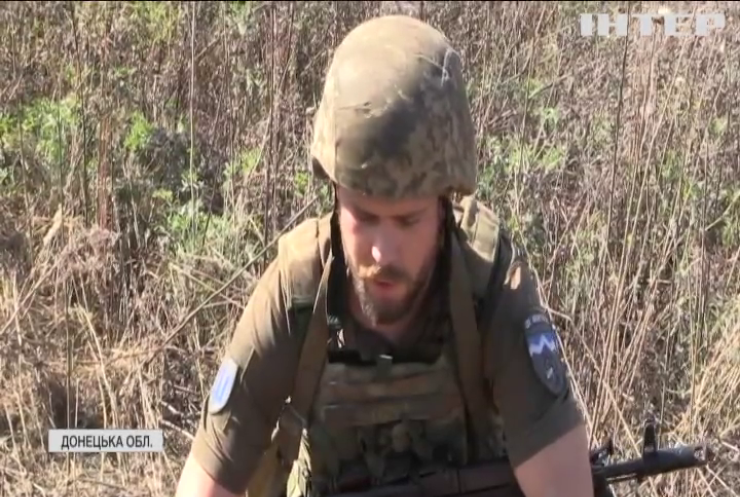 Війна на Донбасі: фронтовий пес попереджає бійців про обстріли
