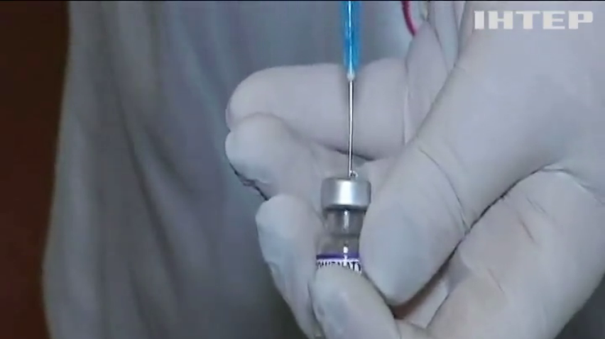 Імунізація в провінції: люди бояться вакцинуватися