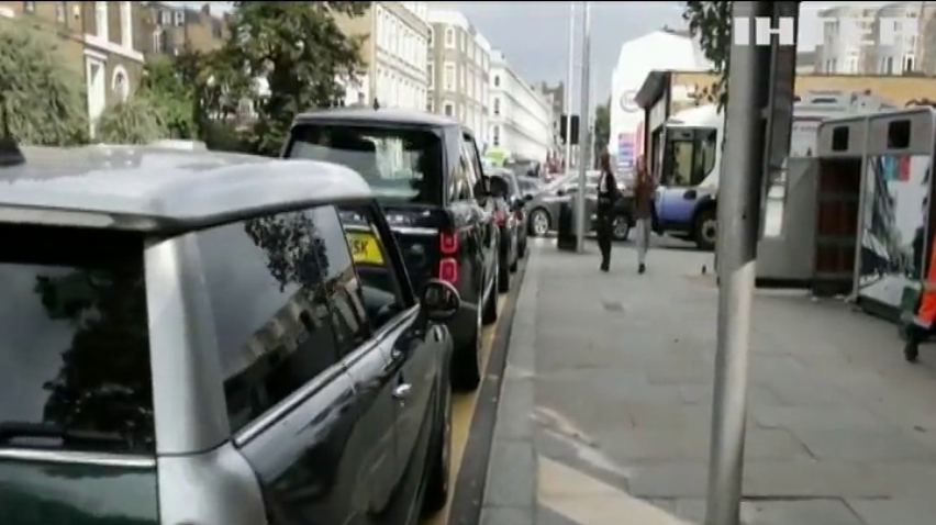 У Лондоні спостерігають черги на АЗС через дефіцит бензину