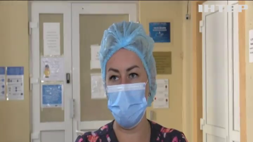 У Львові п’ятирічну дівчинку рятували від коронавірусу