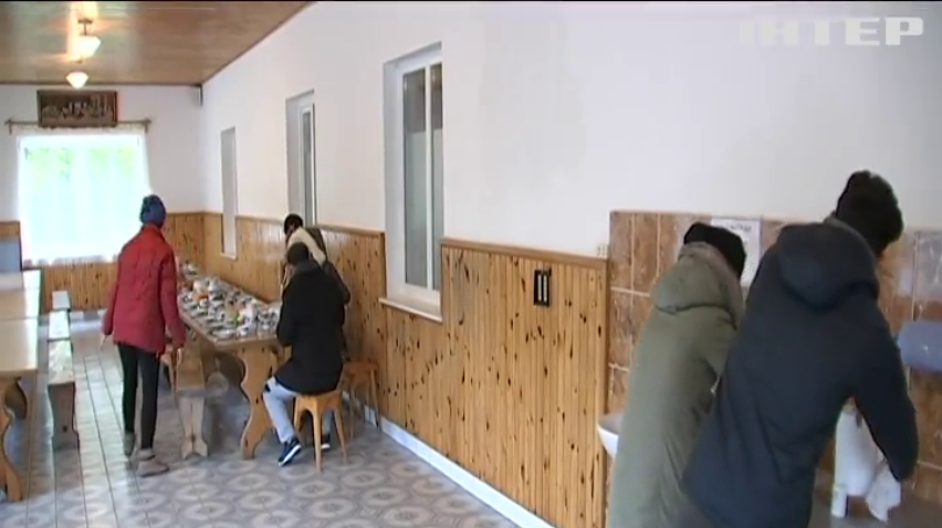Біженці з Афганістану знайшли прихисток в Україні