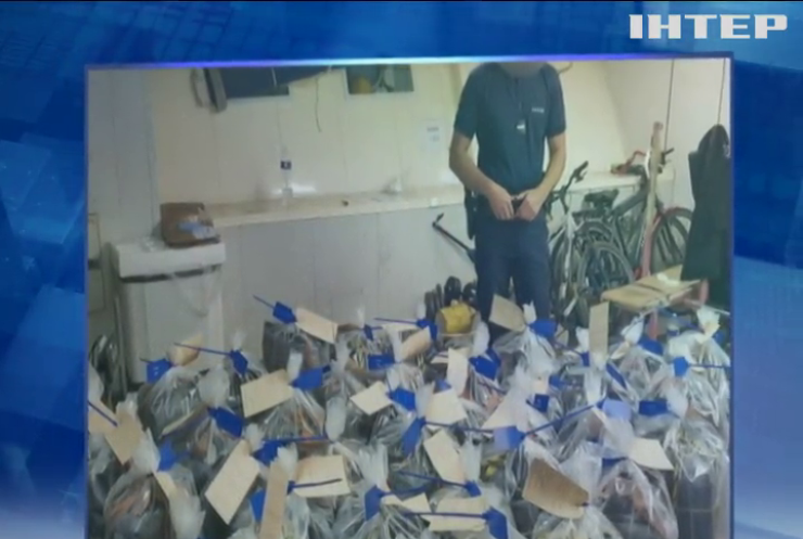 Український громадянин затриманий через перевезення тонни кокаїну