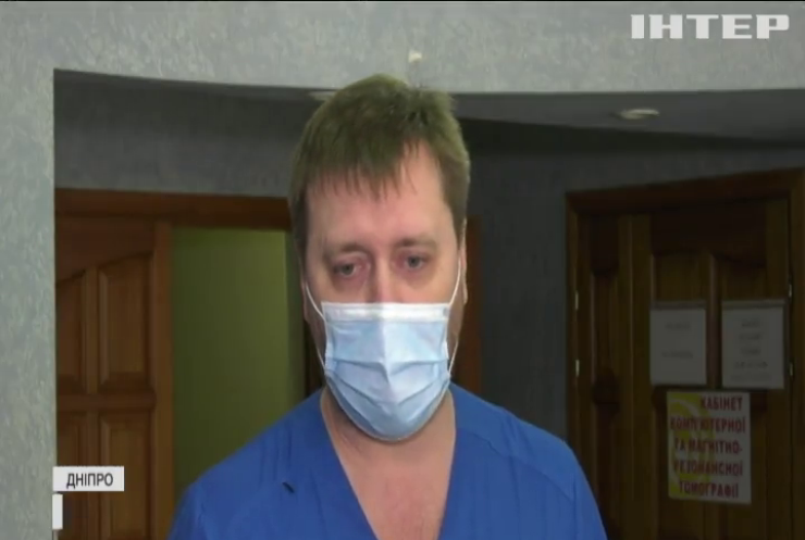 У Дніпрі дівчинка впала з багатоповерхівки