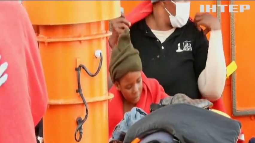Понад дві сотні мігрантів витягли з води іспанські рятувальники