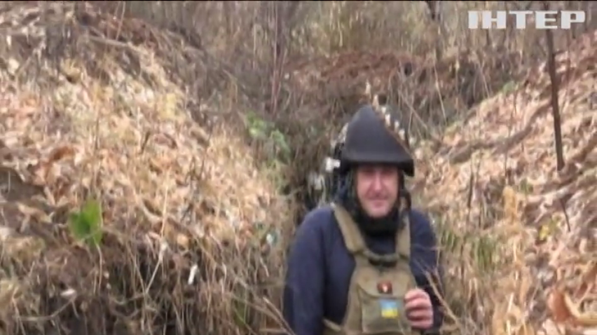 Війна на Донбасі: позиції українських армійців обстрілюють невідомими набоями