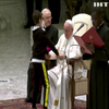 Десятирічний хлопчик випросив у Папи Римського шапочку