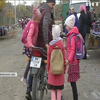 На Рівненщині селяни мітингують під школою аби дітей навчали очно