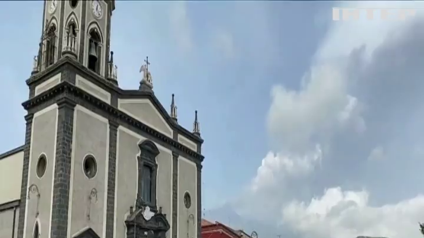 На Сицилії прокинувся найактивніший вулкан Європи