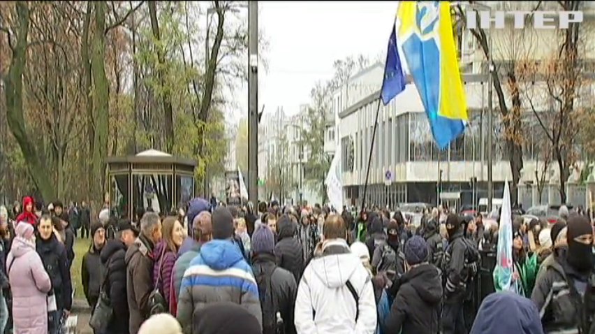В Запоріжжі під час антиковідного мітингу постраждав чоловік