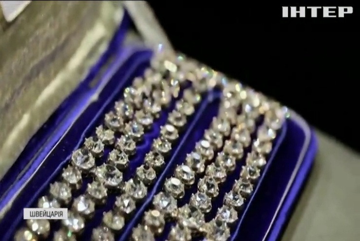 На Женевському аукціоні продадуть діаманти Марії-Антуанетти