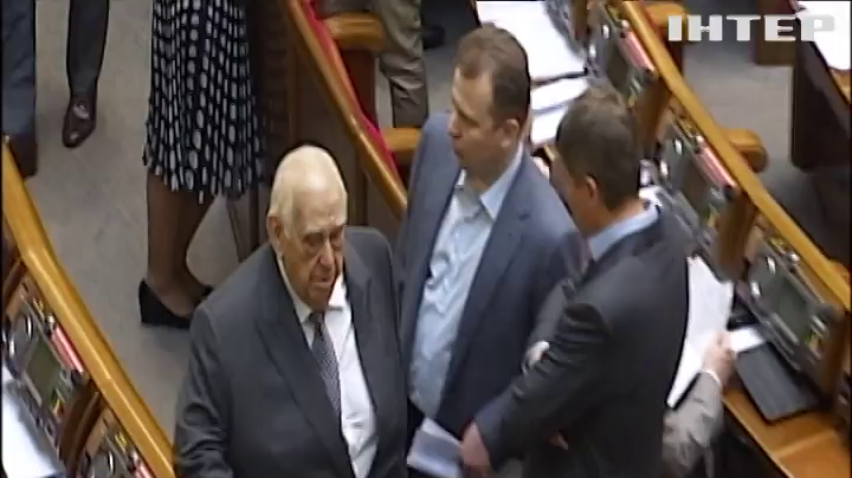 Пішов з життя український політик Юхим Звягільський