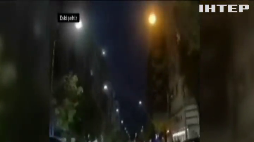 Очевидці зафільмували НЛО у Туреччині