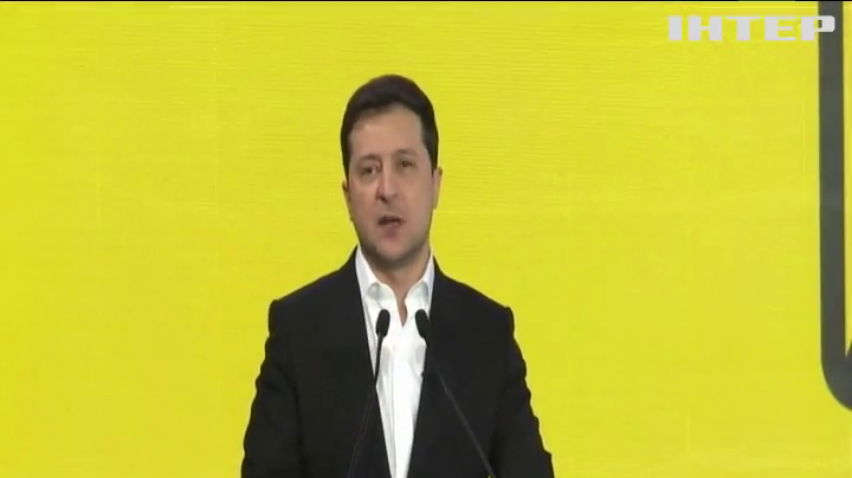 Президент став першим пасажиром нового вагону "Укрзалізниці"