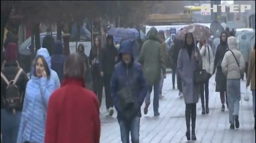 Поліція і прикордонники щодня виявляють десятки підроблених ковід-сертифікатів