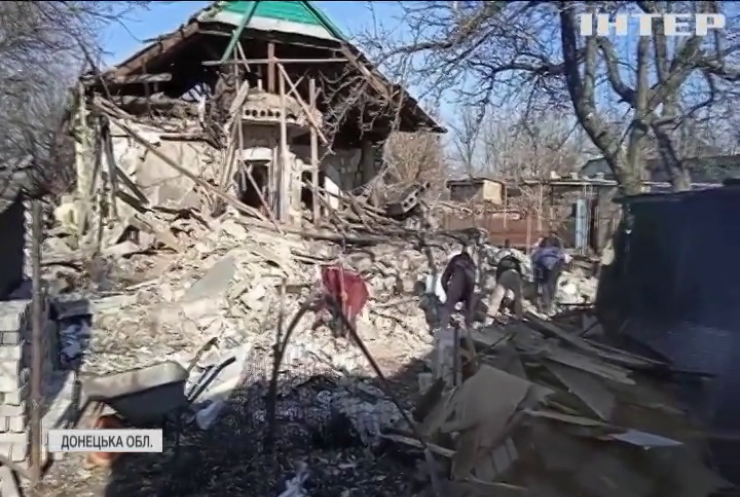 Війна на Донбасі: фронт гримить уздовж усієї лінії зіткнення