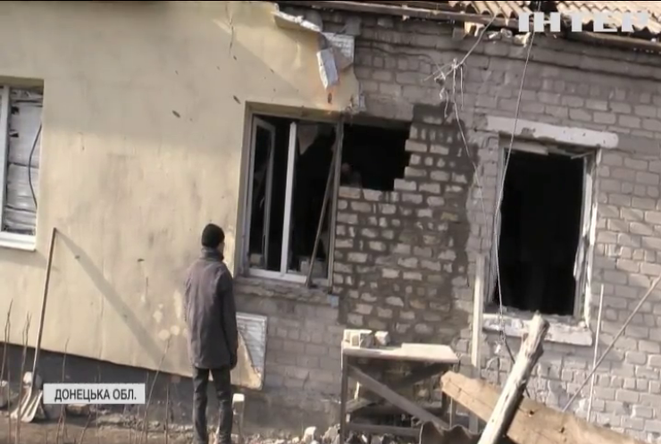 Війна на Донбасі: ворог обстріляв село Невельське