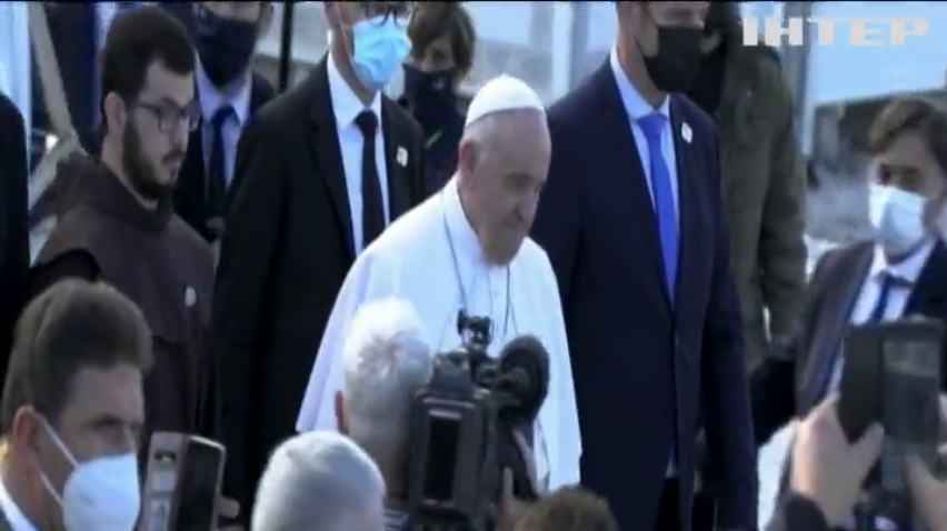 Папа Римський відвідав табір біженців у Греції