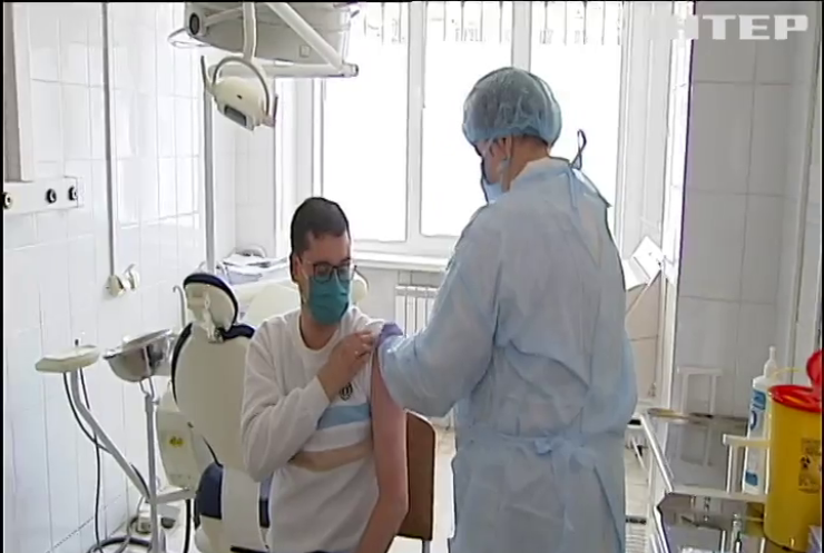 В Україні з'явилися нові вимоги щодо вакцинації