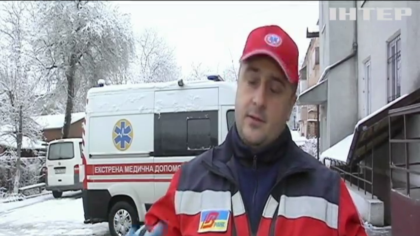 Поліцейські та медики врятували пенсіонера на Рівненщині