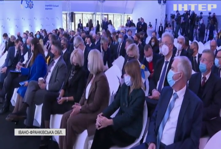 Сотні українських послів з усього світу з'їхалися на спільну конференцію: хто покликав дипломатів