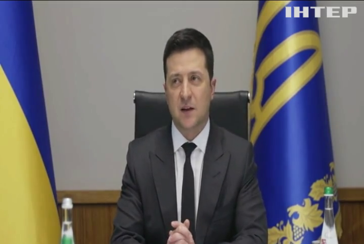 Президент Зеленський обговорив з американськими сенаторами ситуацію на українському кордоні