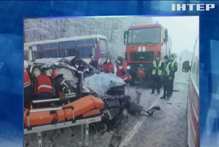 Семеро людей постраждали в аварії на Львівщині