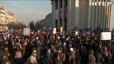 50 тисяч людей протестують через нові карантинні обмеження у Франції