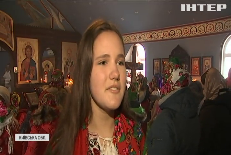 20 дітлахів в один голос виконали вітальні пісні у храмі Миколая Чудотворця на Київщині