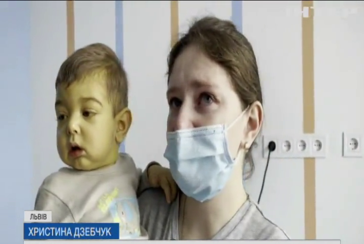 Львівські лікарі зробили найскладнішу у світі операцію