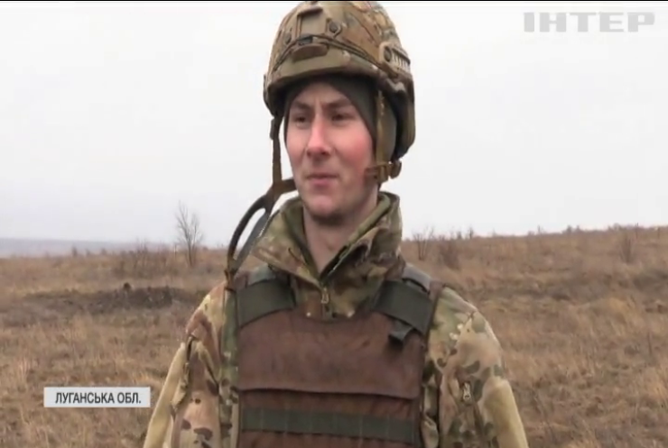 Війна на Донбасі: двох армійців поранено внаслідок ворожого обстрілу