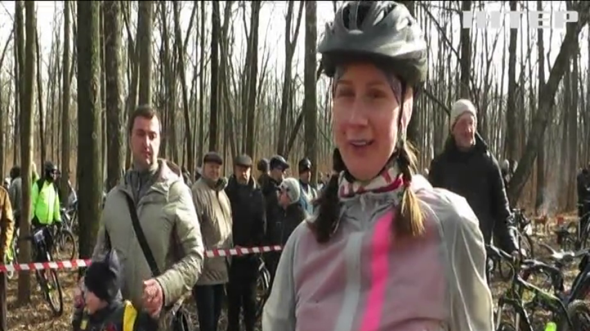 У Кропивницькому пройшла масштабна зимова велогонка "Лютий холодець"