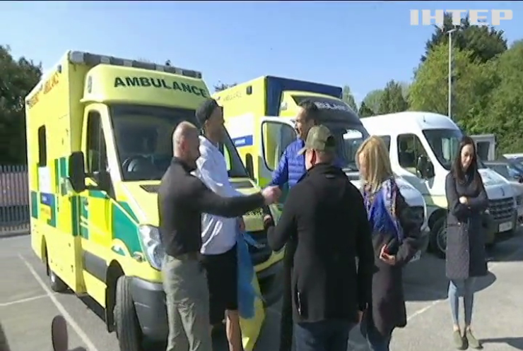 Андрій Ярмоленко відправив на батьківщину машину швидкої допомоги