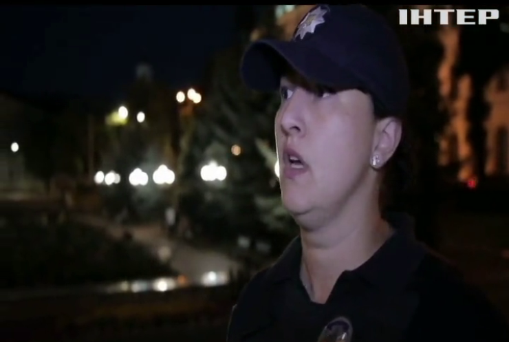 Два десятки екіпажів поліції патрулюють Чернівці вночі