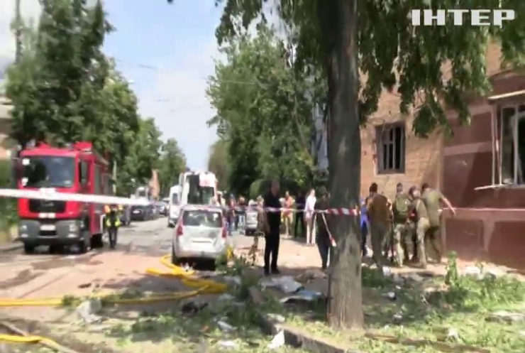 Близько 40 осіб зникли безвісти внаслідок теракту у Вінниці