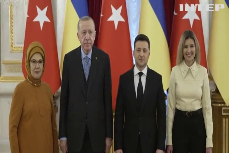 Ердоган наполегливо позиціонує себе як посередника для мирних перемов: чи можна довіряти Анкарі