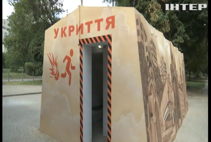В Харкові презентували зупинку-укриття: чи витримає споруда удар ракети