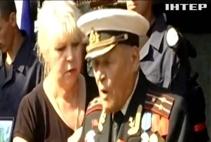 День пам'яті захисників: у Запоріжжі вшанували пам'ять загиблих бійців