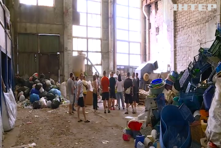 В Одесі територію заводу з переробки вторинної сировини на день віддали під Дитячий Графіті-фест