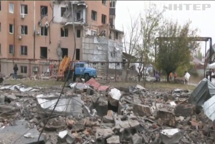 Ракетний удар по Миколаєву: окупанти вночі обстріляли місто ракетами С-300