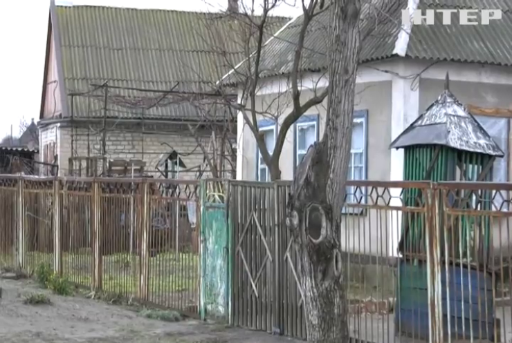 Обстріли та вибухи не стихають ні на день: історія села Приморське на Запоріжжі