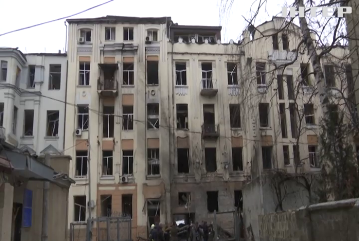 На Харківщині ворог обстріляв 12 населених пунктів з артилерії і танків, ракетами вдарив по обласному центру