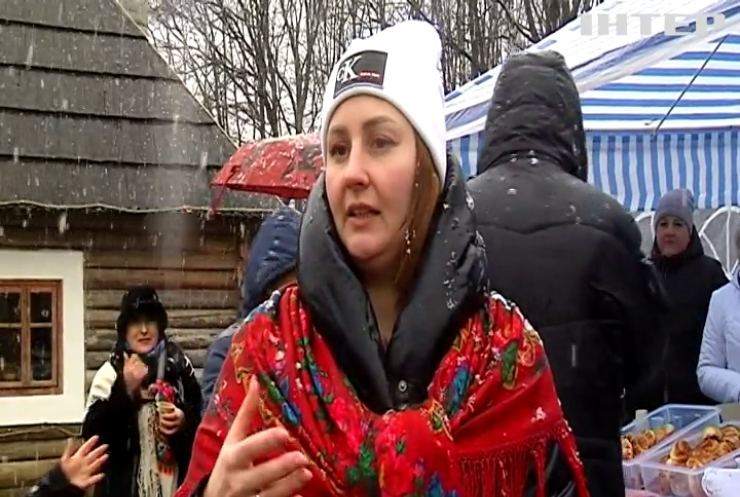 У Чернівцях вперше за 40 років провели етнографічне свято "Буковинське Пущення"