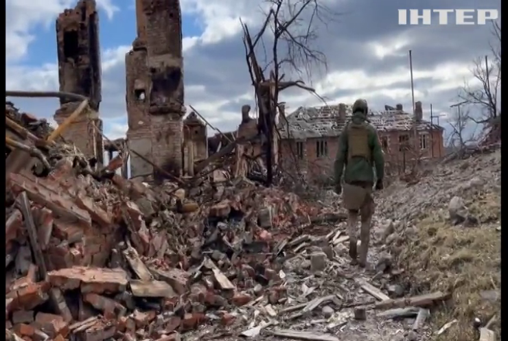 Зруйнована, але вільна: як українські воїни відбивають атаки на Білогорівку?