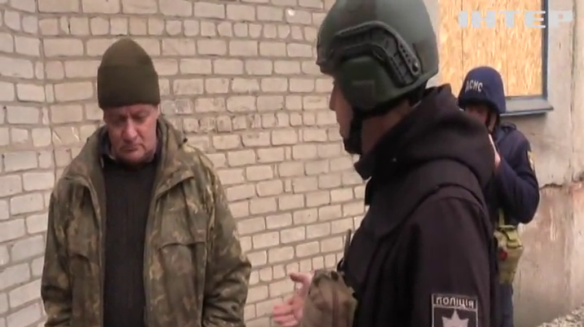 Ворог рівняє із землею прифронтову Авдіївку: чому батьки відмовляються евакуювати своїх дітей