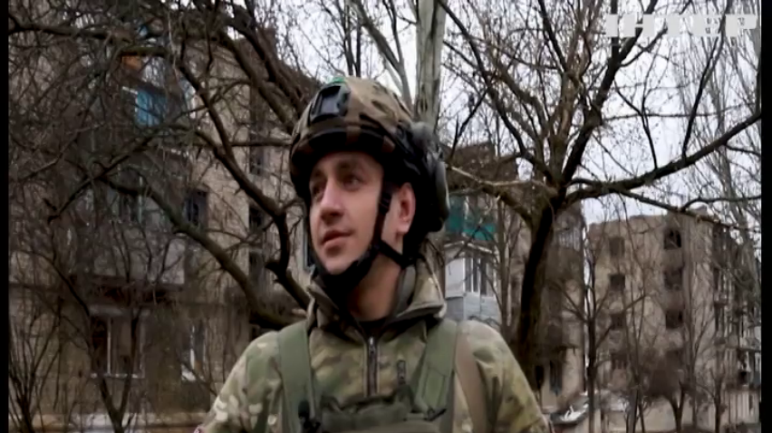 Життя у прифронтовому Сіверську: попри смертельний ризик там залишаються люди