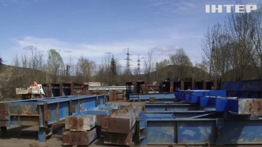 Переселенці з Краматорську наладили виробництво вітротурбін на Закарпатті