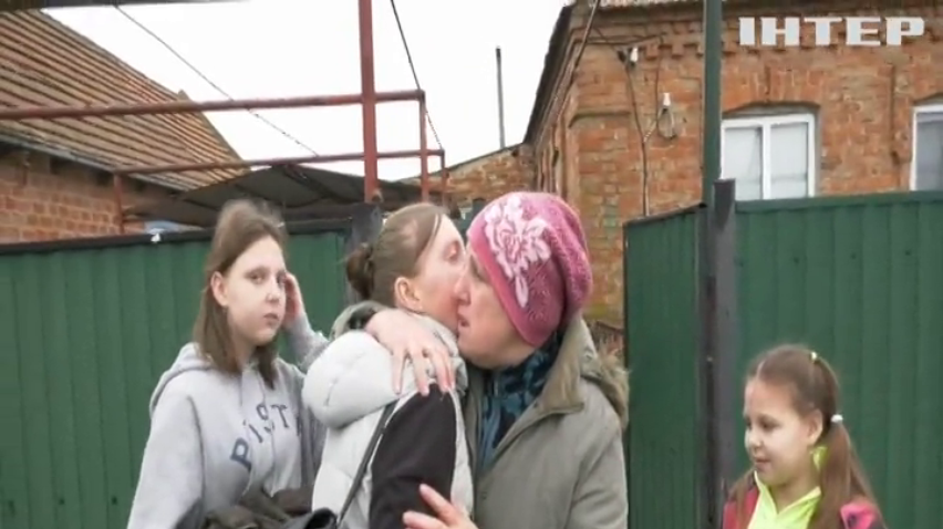 Гуртуються у "Пунктах незламності": як живуть люди з прифронтового Оріхова